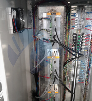 汽車四門兩蓋檢測.jpg 汽車四門兩蓋檢測.jpg