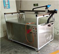 <b>臺(tái)式雙液灌膠機(jī)的特點(diǎn)有哪些？</b>