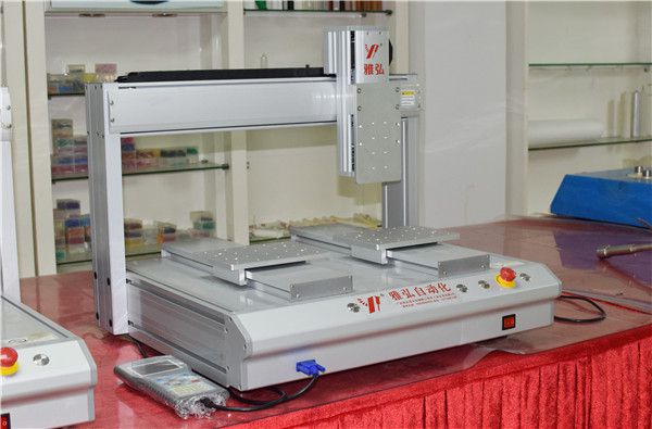 點(diǎn)膠機(jī)